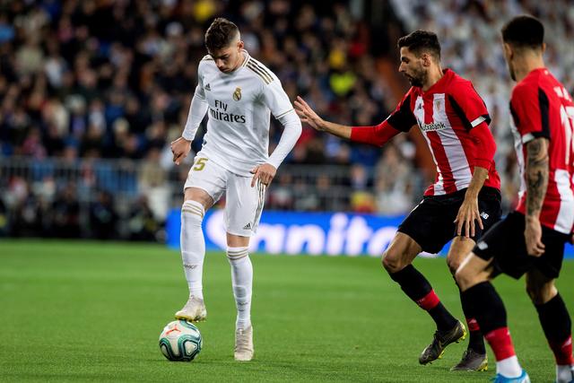 泰晤士报：曼联接近任命阿莫林 范尼可能只带一场